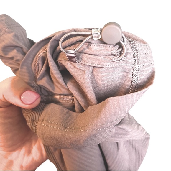 Lululemon Stone Grey High Waist Dance Studio Pants - Picture 13 of 13